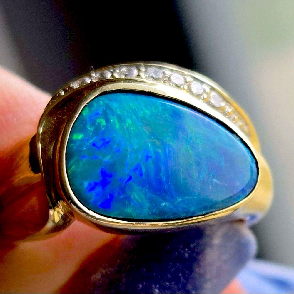 14k gold, bold opal ring, sz 6